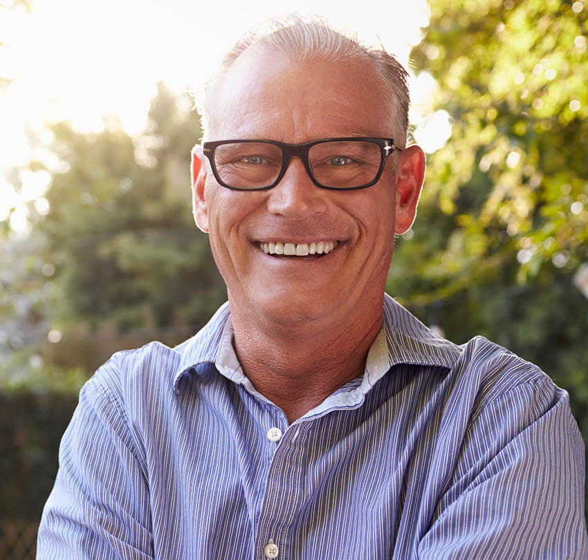 dr-curtis-henderson_137363673-850x810